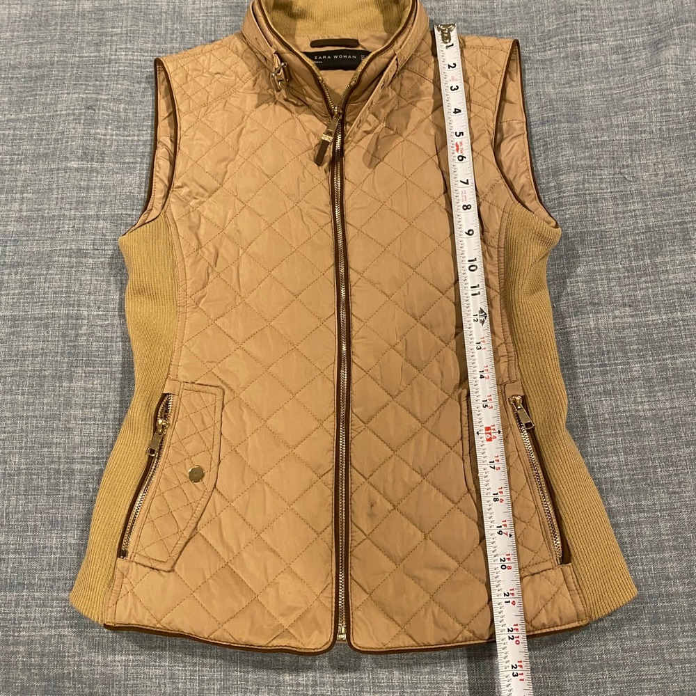 Zara Woman Tan Quilted Puffer Vest Camel Gold Zip Ribbed Sides Size Medium - Picture 5 of 10
